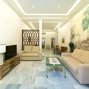 Aparthotel Arco Macarena Lofts