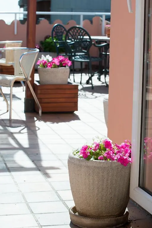 Hotel Placa Sant Feliu de Guixols 3*,